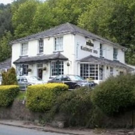 Railway Inn Malvern Wells Екстериор снимка